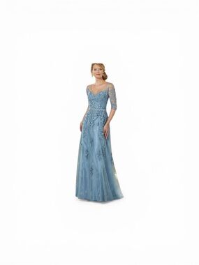 Elegant Light Blue Lace Evening Gown with Sheer Sleeves